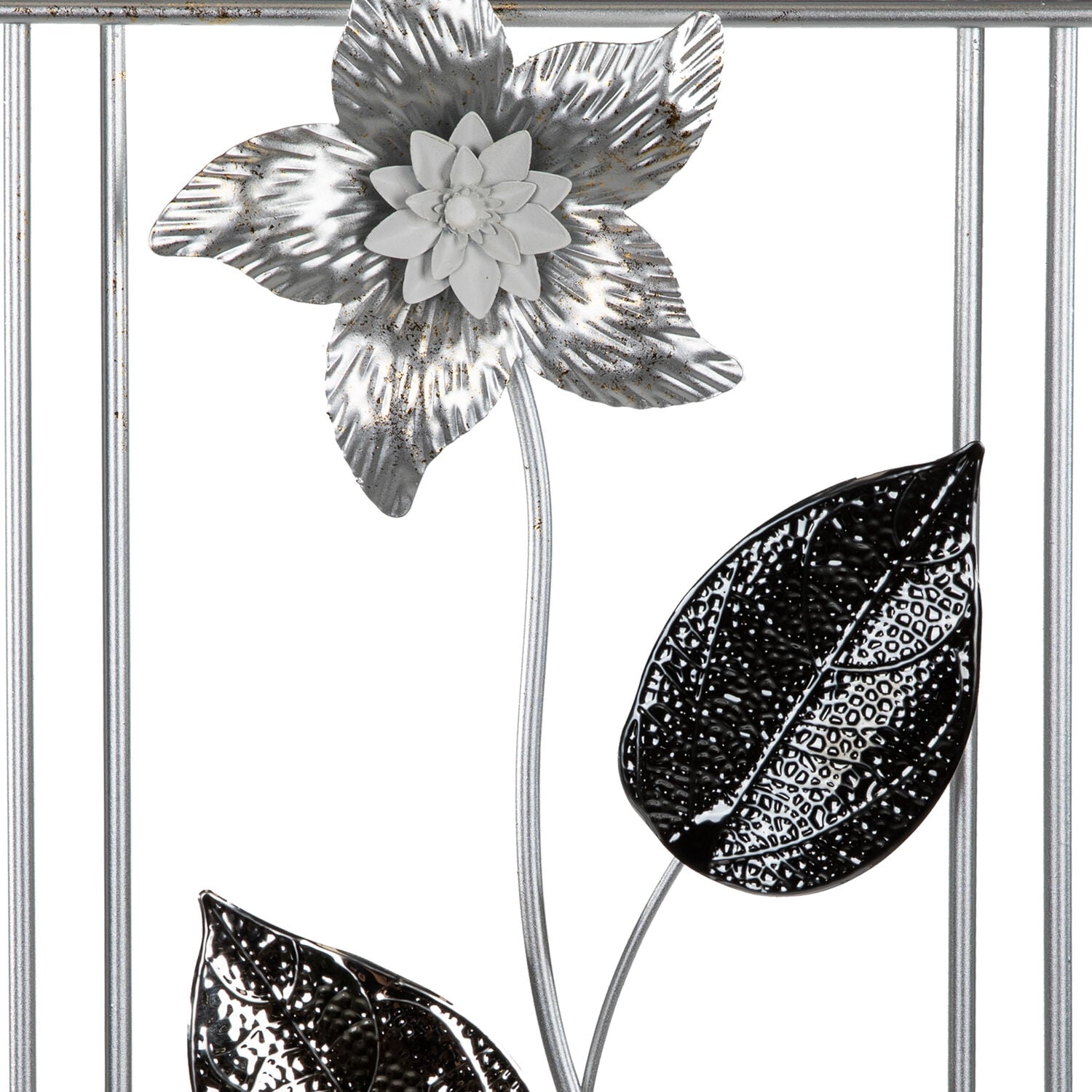 Metal Tablo Çiçek Desenli 3 Boyutlu Modern Gümüş 30x50 Cm.