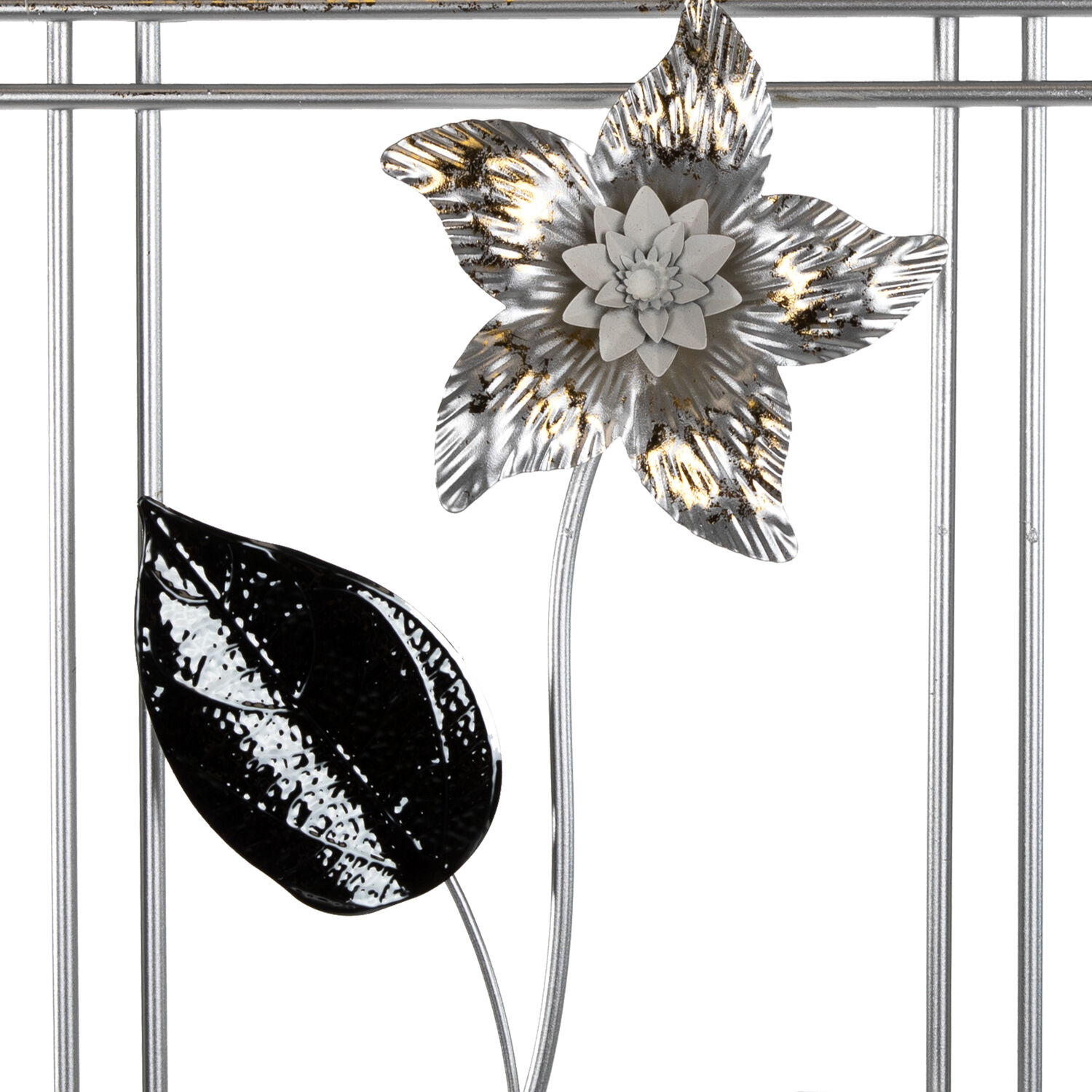 Metal Tablo Çiçek Desenli 3 Boyutlu Modern Gümüş 30x50 Cm.