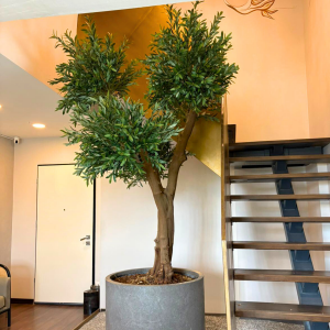 Standartlara Sığmayan Mekanlara: Tamamen Size Özel Tasarlanmış El Yapımı Yapay Ağaçlar