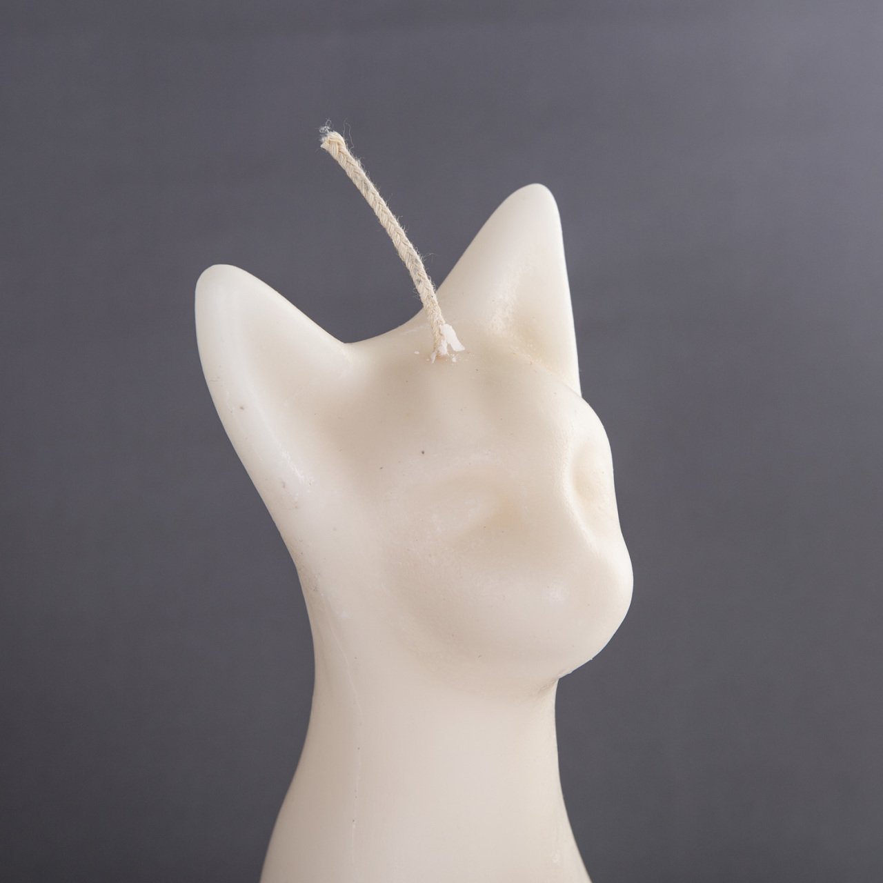 Dekoratif Kedi Mum Krem Renk 27 Cm