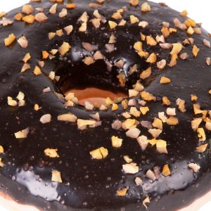 Yapay Donut Çikolata Üstü Fındıklı Siyah 10x4 Cm.