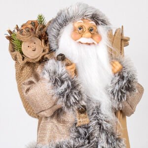 Yılbaşı Kahverengi Pantolonlu Kayak Takımı Taşıyan Noel Baba 45 Cm.