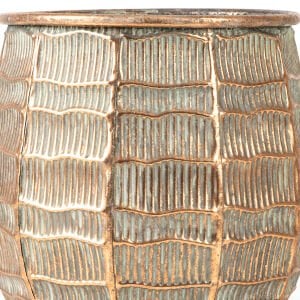 Kabartma Çizgi Desenli Metal Çiçeklik Saksı Bakır Eskitme-Gri 24x23x24 Cm.