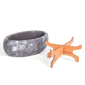 Beton Saksı Ahşap Standlı Çiçek Motifli Oval Lame Ağırtma 33x17x17 Cm.