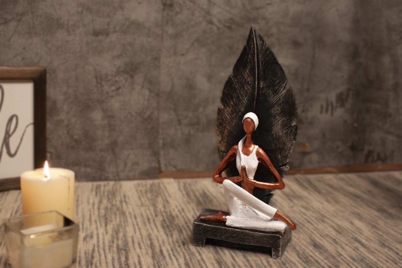 Veramaya Yapraklı Yogacı Kadın Siyah Bakır Renk Küçük 24x10 Cm