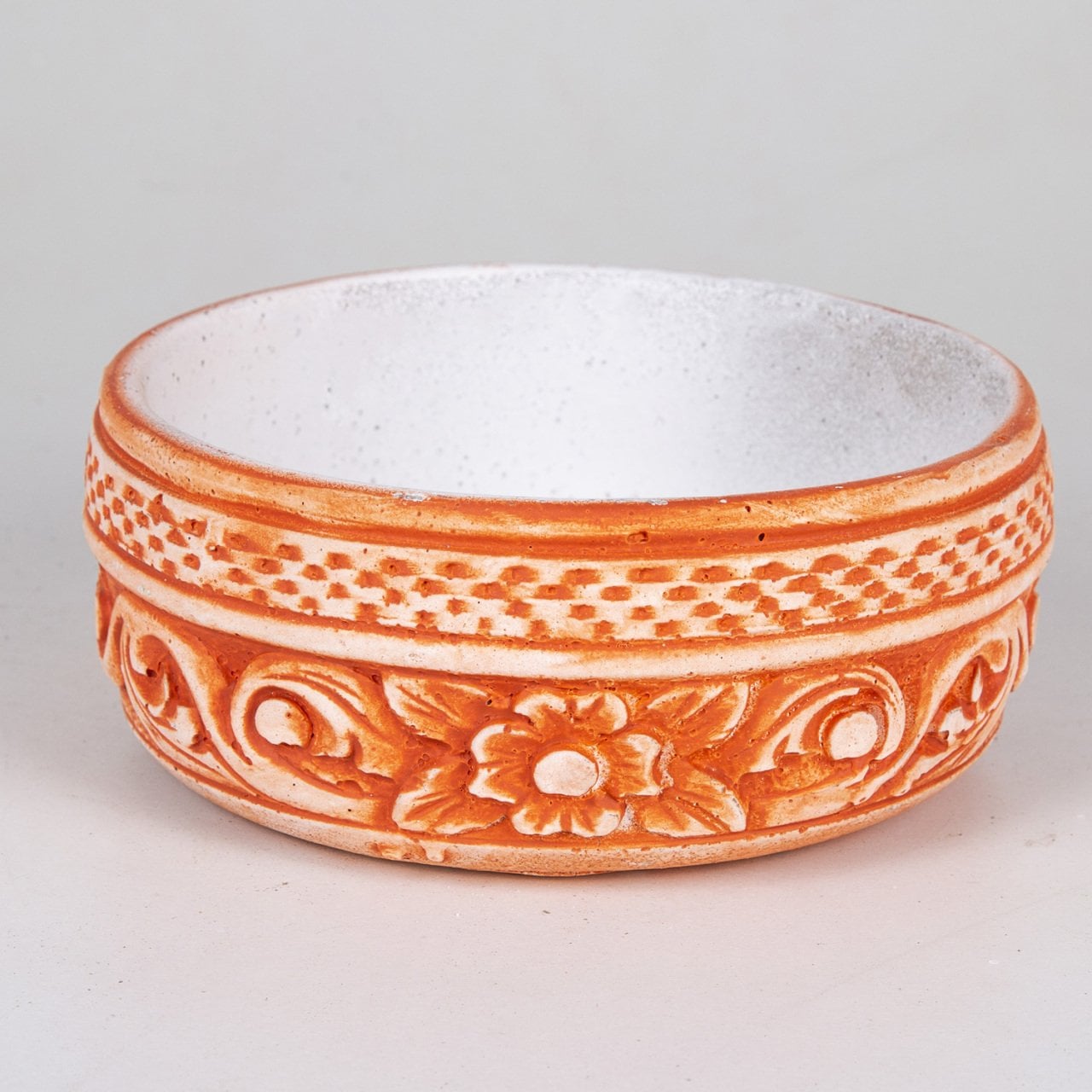 Veramaya Çiçek Motifli Oval Kiremit Renk Beton Saksı 33x10x17 Cm